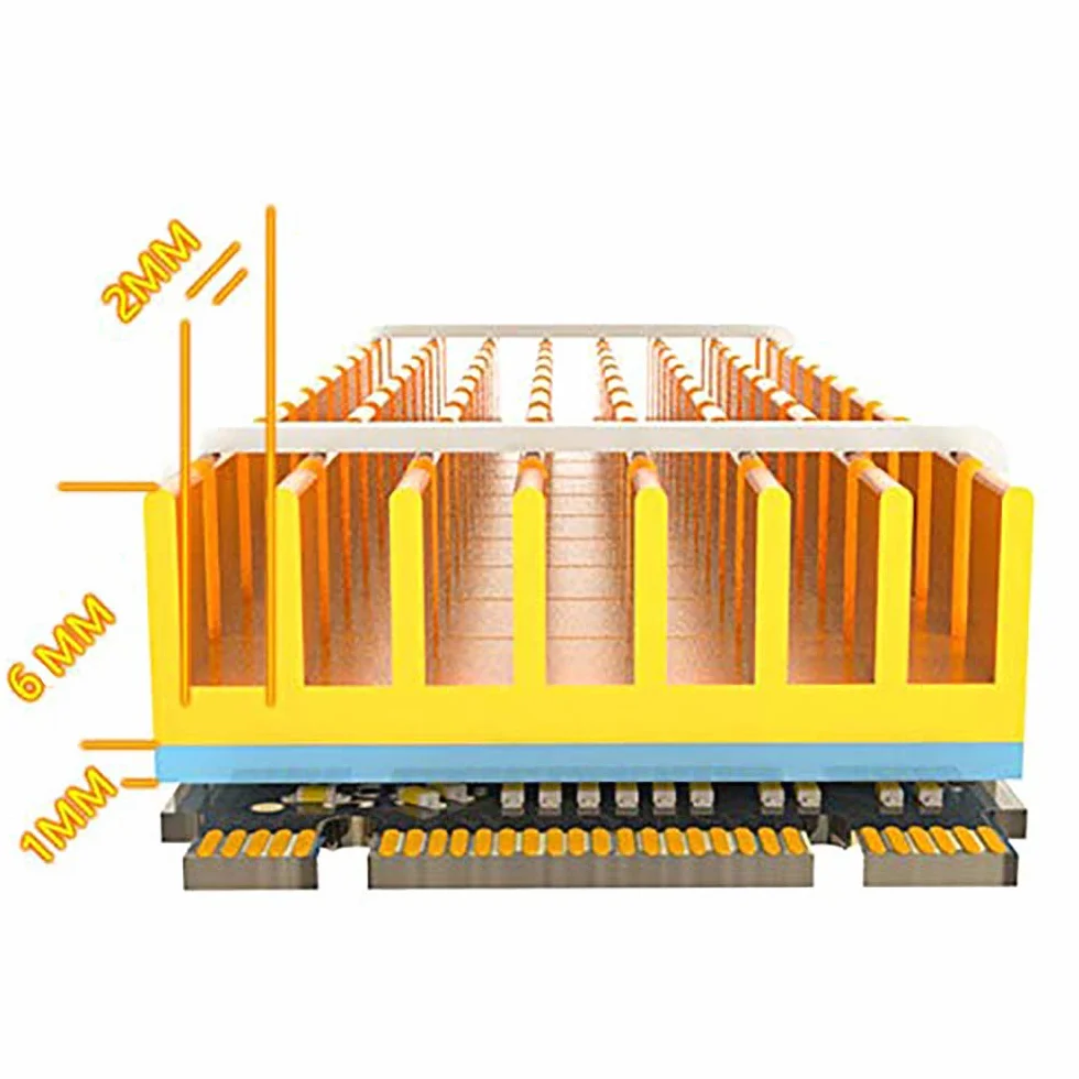 Alette di Raffreddamento in Alluminio per Alette di Raffreddamento M.2 SSD con Cuscinetto Termico in Silicone con foglio adesivo termoconduttivo per impedire la fuga CPU Circuito termica (2Pcs, oro)