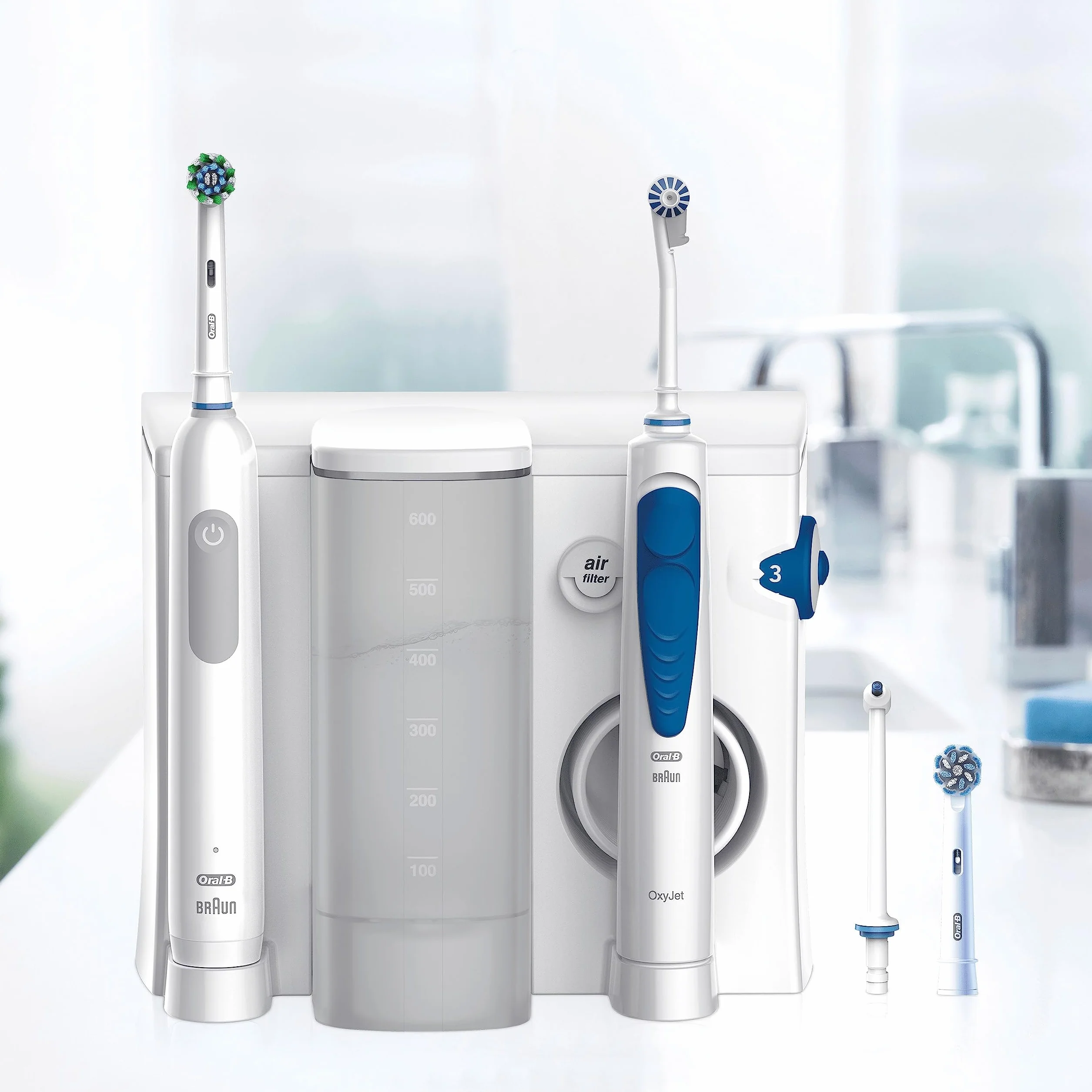 Oral-B Idropulsore Spazzolino Elettrico Ricaricabile Pro Series 1 con Oxyjet e Waterjet