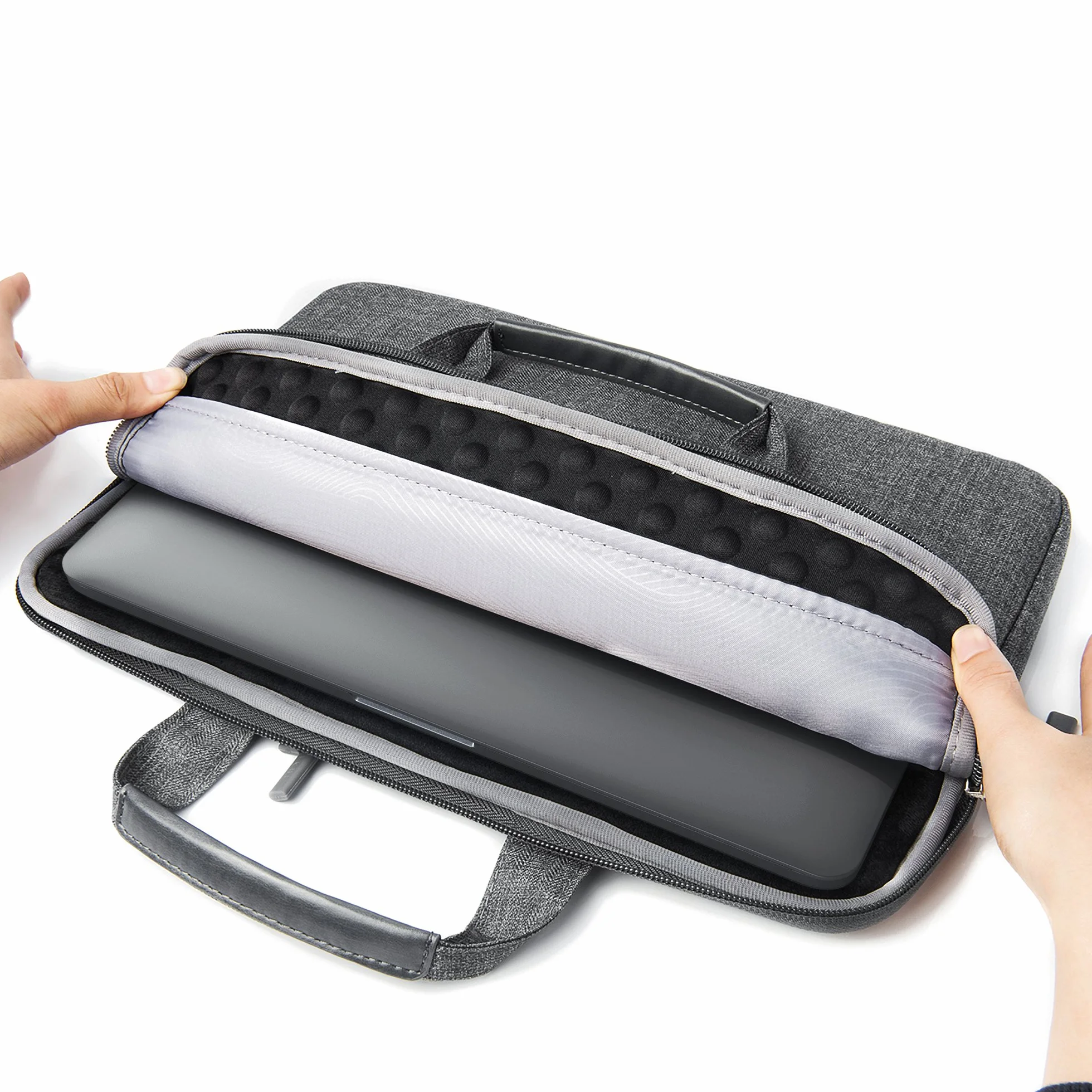 Satechi Custodia per Laptop 13 Pollici, Impermeabile e Imbottita con Vari Scomparti e Tasche, Compatibile con MacBook Air e Pro e Laptop fino a 13 Pollici