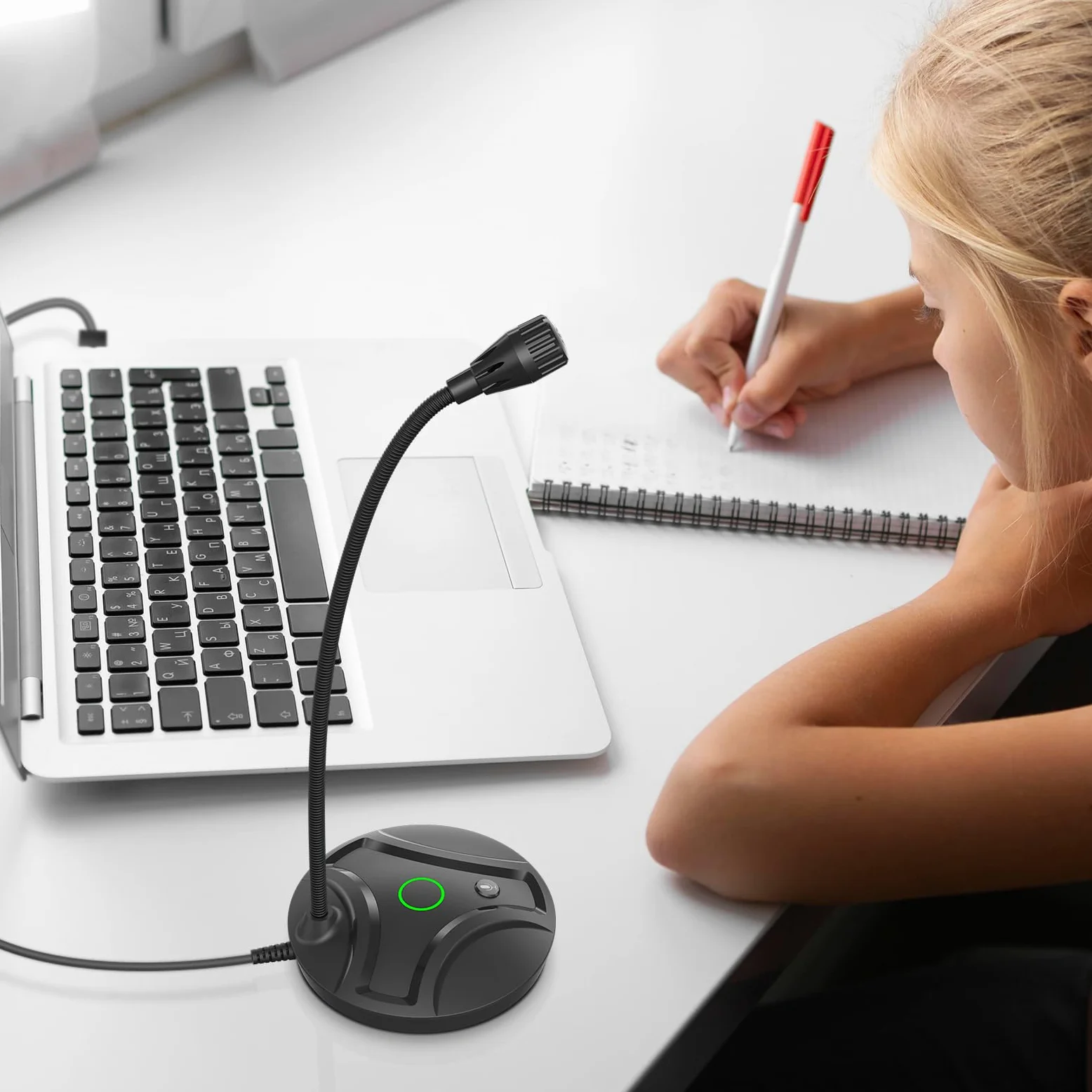 Microfono USB per computer Plug & Play, collo d'oca flessibile e pulsante di disattivazione LED, microfono da tavolo per giochi, YouTube, Streaming, compatibile con Windows/Mac (1,8 m)