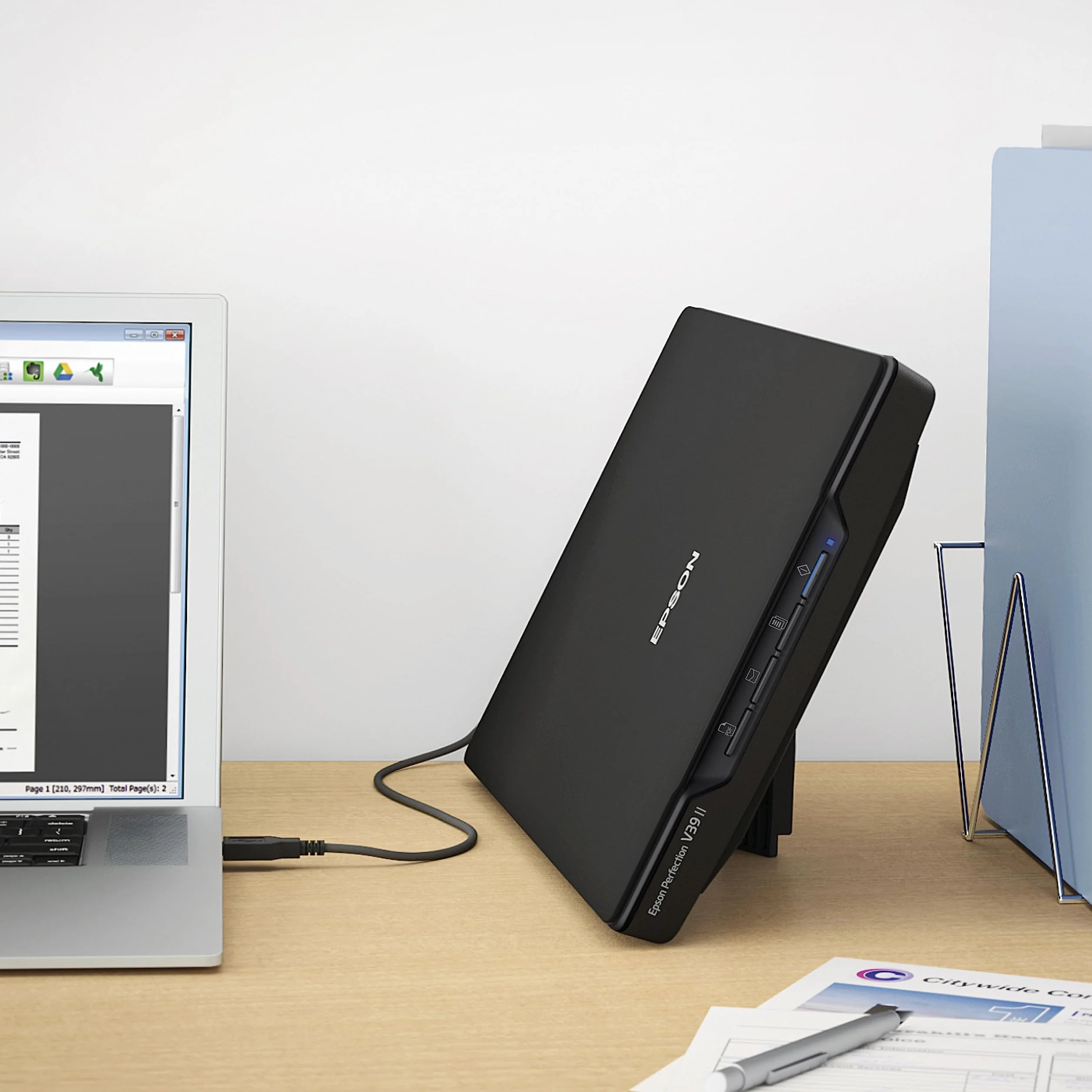 Epson Perfection V39 II - Scanner piatto per foto e documenti a colori con risoluzione ottica 4800 dpi, scansione su cloud, alimentazione USB e coperchio rimovibile