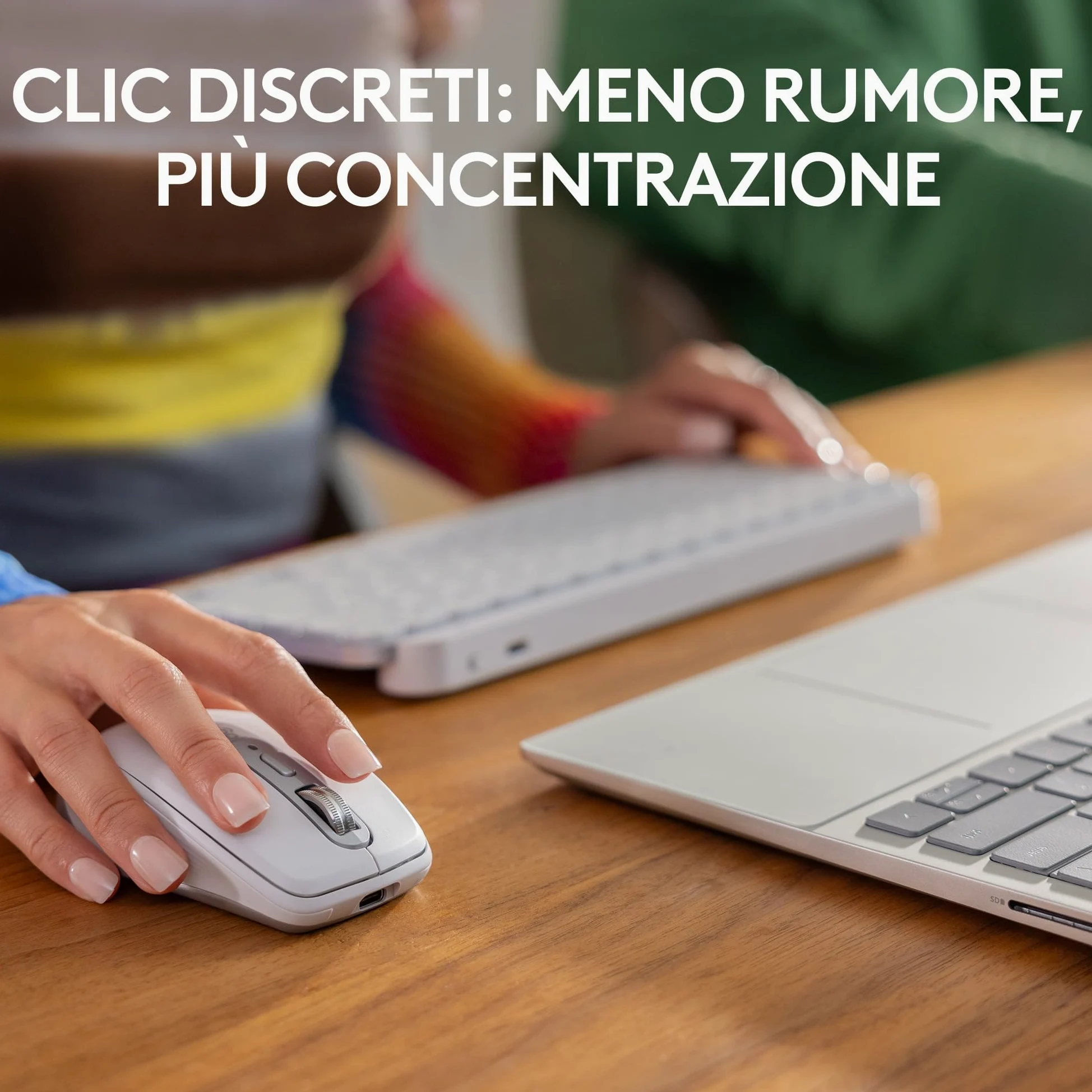 Logitech MX Anywhere 3S for Business - Mouse senza fili per professionisti | Windows/Mac/Chrome/Linux, Bluetooth, clic silenzioso, sicurezza Logi Bolt, compatto, 8K DPI, scorrimento MagSpeed - Pale Grey