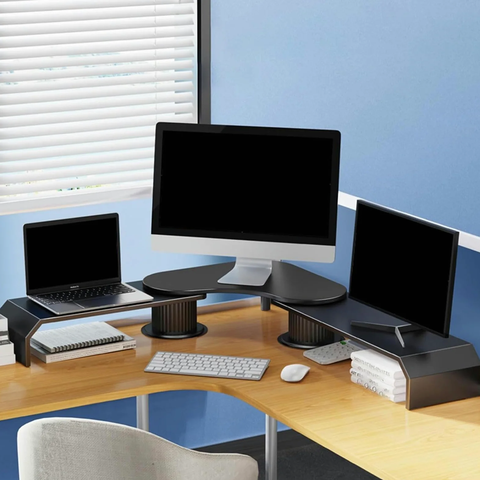 Supporto per Monitor angolare per 3 schermi, Supporto per Monitor angolare per Computer, Organizer da scrivania Regolabile, Rotazione di 270°, Supporto angolare in Metallo per Laptop.
