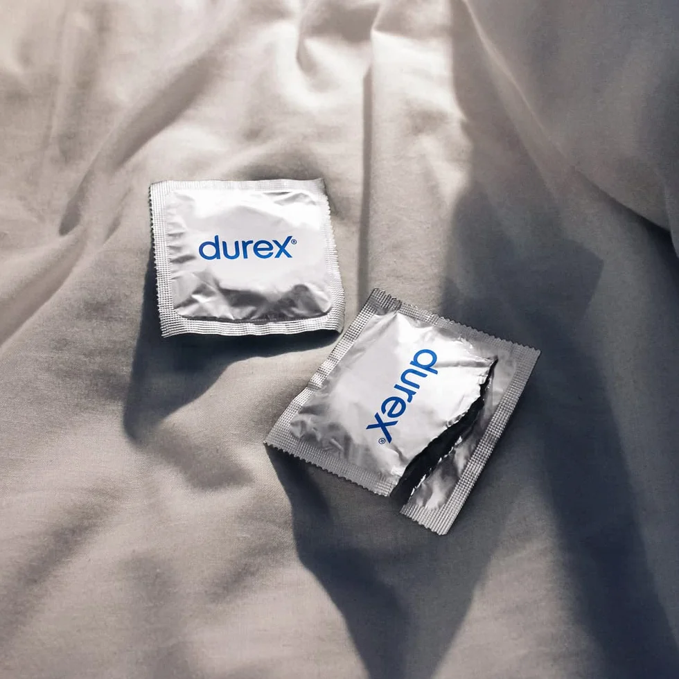 Durex Invisible Preservativi Ultrasottili ad Alta Sensibilità XL, 6 Profilattici