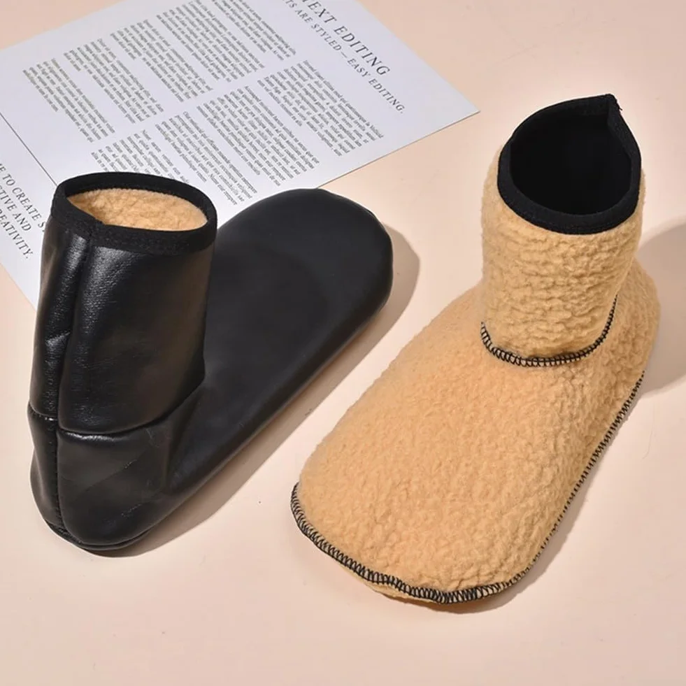 Calzini in pelle PU antiscivolo con fodera in pile