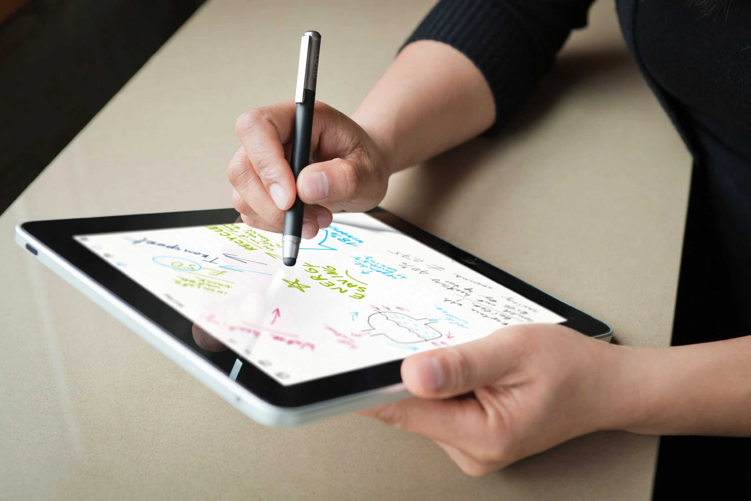 Wacom Bamboo Stylus Solo - CS-100- Penna per iPad e tablet - Bianco [Vecchio Modello]