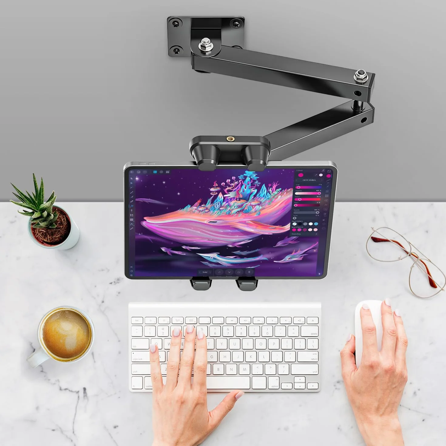 Tendak Supporto da Parete per Tablet, Supporto Muro Tablet Lunghezza Estendibile è di 10-43 cm, in Lega di Alluminio, Porta Tablet da Muro per Tutti Smartphone e Tablet da 4,7-13,5 Pollici