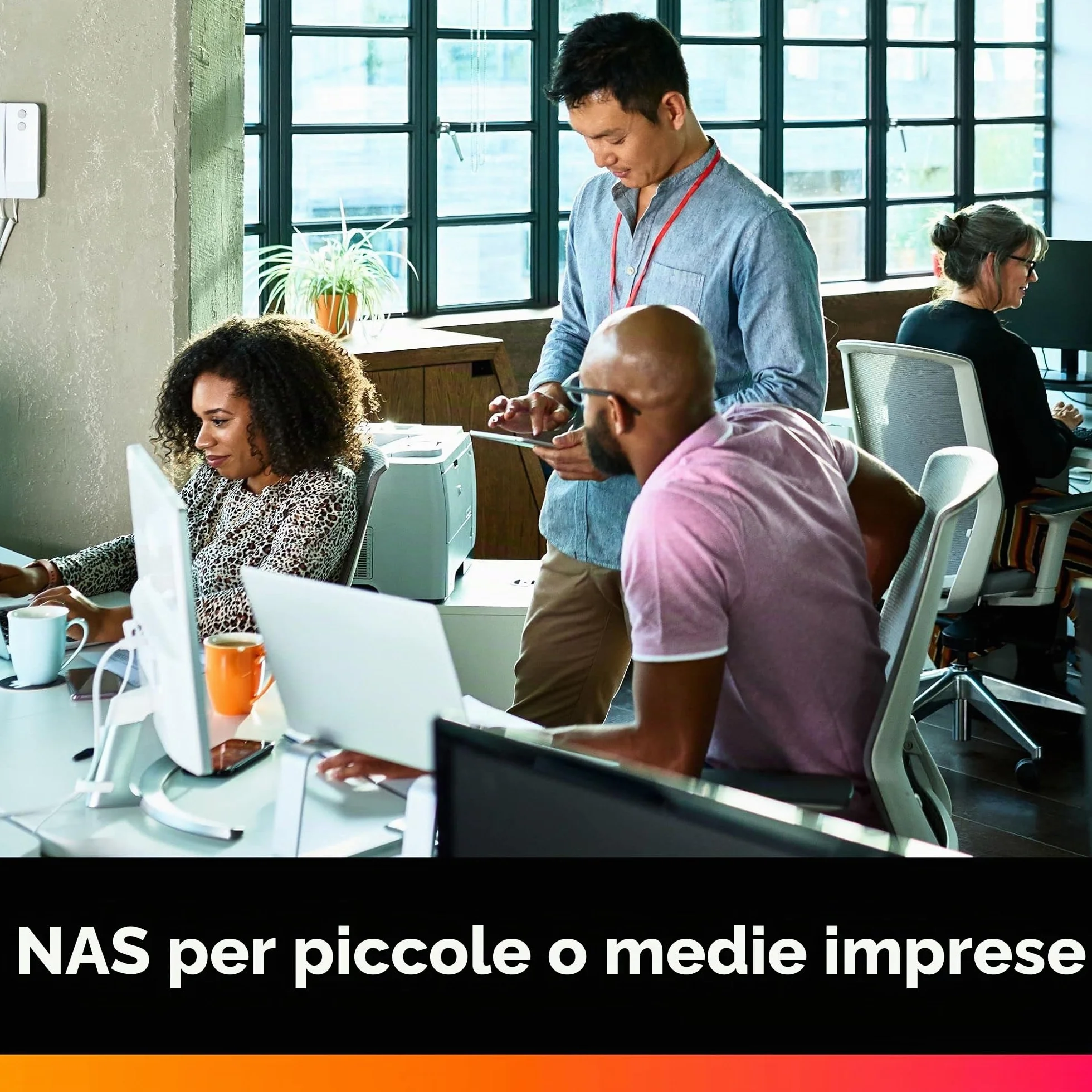 WD Red Plus - Disco rigido interno NAS da 3,5", classe 5.400 giri/min, SATA 6 Gb/s, CMR, 256 MB di cache