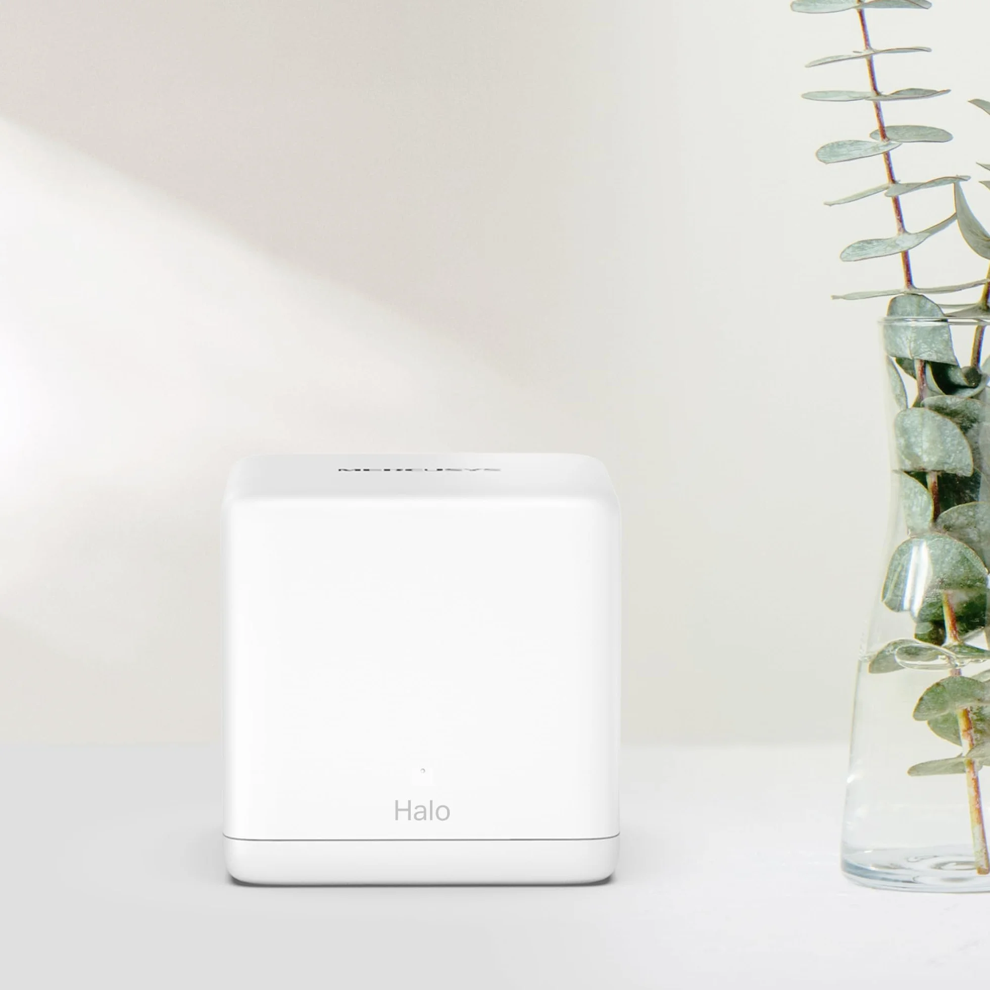 Mercusys TP-Link Router Mesh WiFi 6 AX1500Mbps, 3 Porte Gigabit WAN/LAN, Controllo Parental, WiFi Mesh Router e AP, Connetti fino a 100 Dispositivi, Copertura fino a 230m², Halo H60X(1-pack)