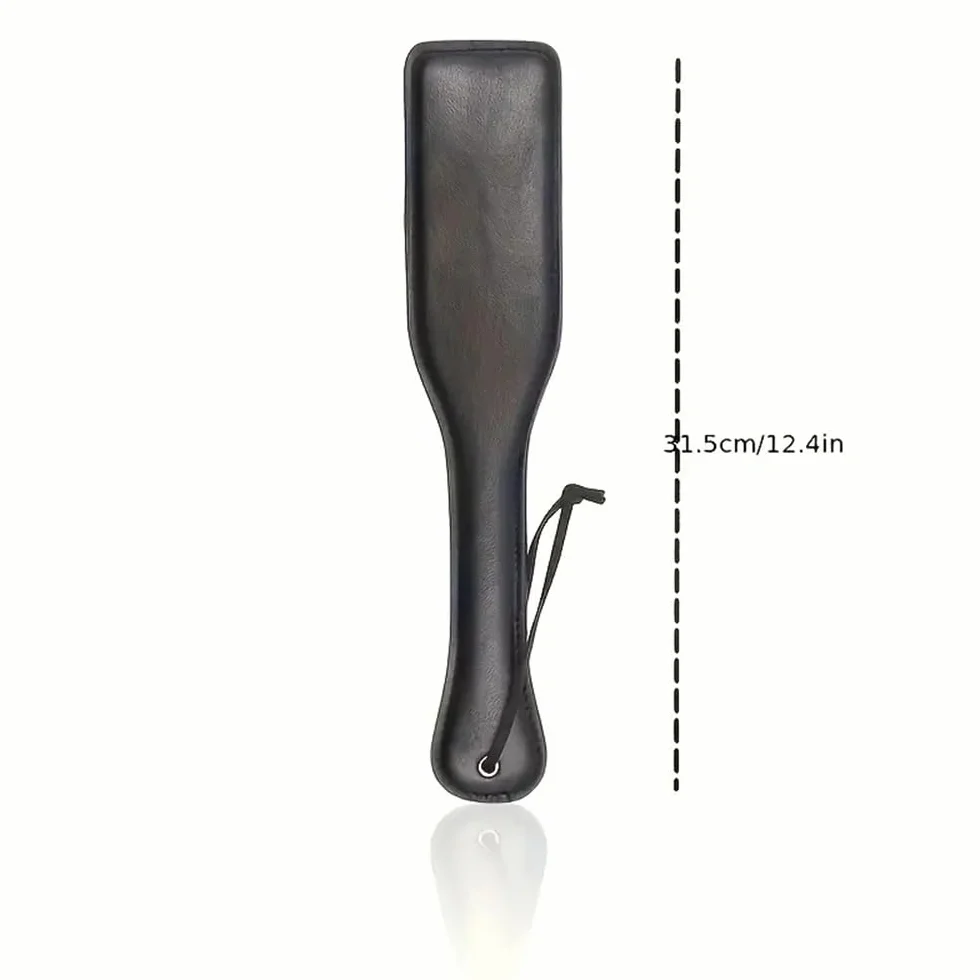 Paddle in Pelle Nera per Giochi di Ruolo