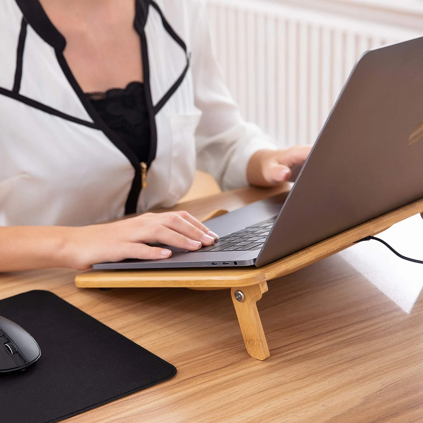 KLIM Base di raffreddamento per laptop in bambù ventole regolabili 10-15,6" porta USB