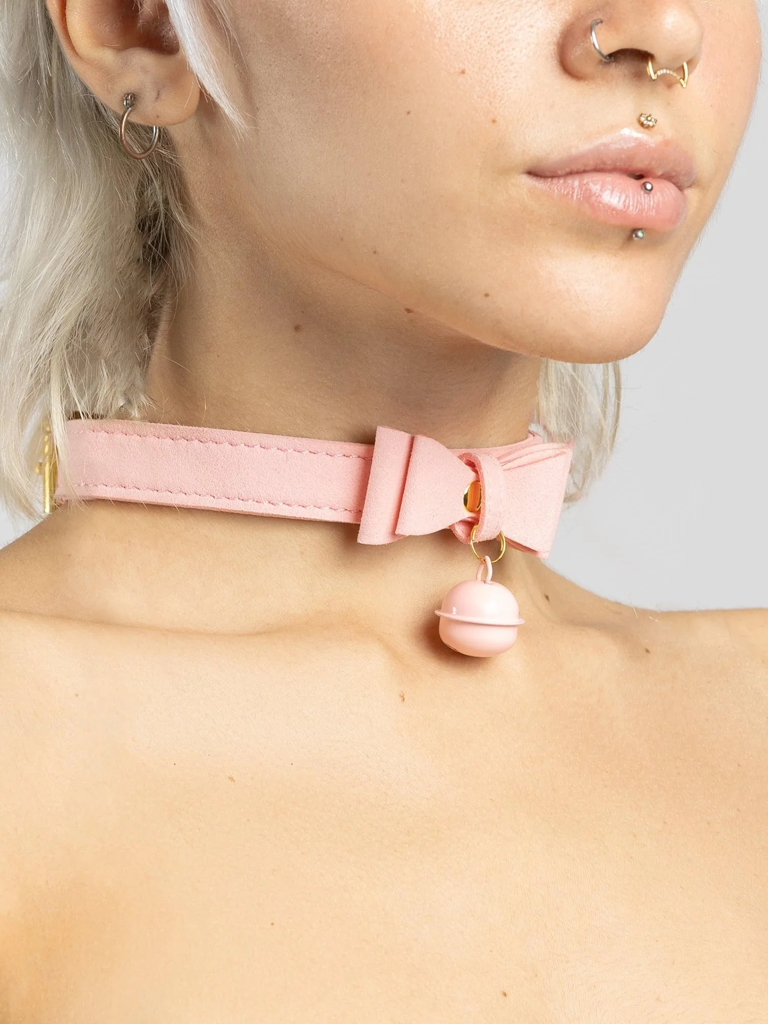 BONDAGERIE® Collarino da Sexy Gattina con fiocco e campanellino Rosa