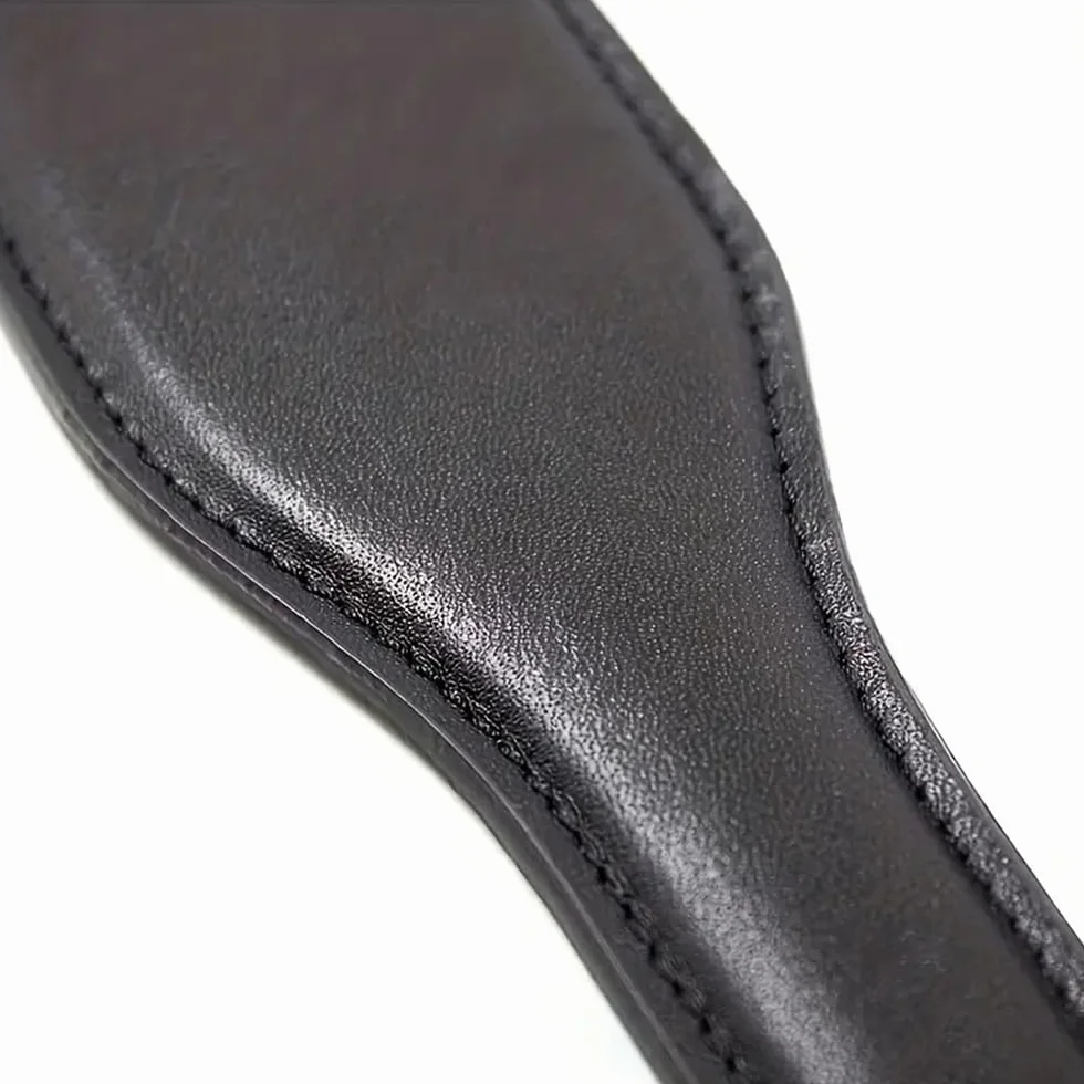 Paddle in Pelle Nera per Giochi di Ruolo