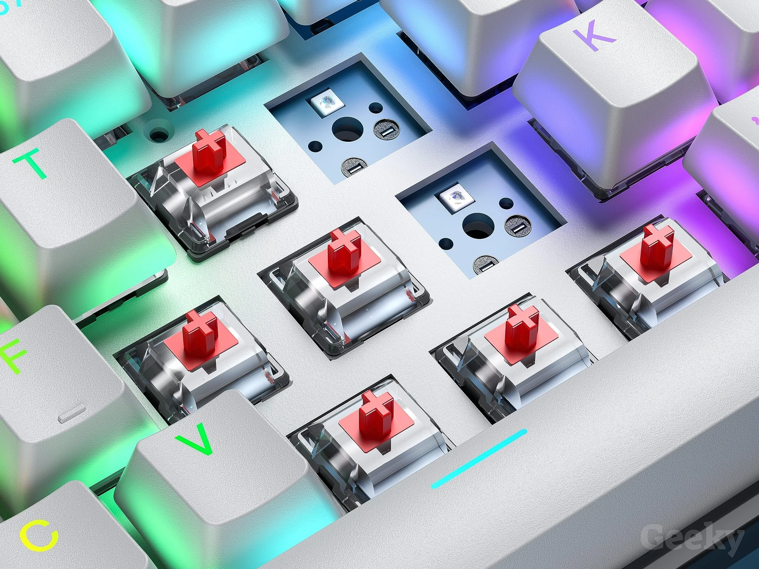 Geeky GK61 60% | Hot Swappable Tastiera da Gioco Meccanica | 61 Tasti Multi Colore RGB LED Retroilluminati per Gaming su PC/Mac | ANSI US Tastiera Americana (Nero, Mechanical Red)