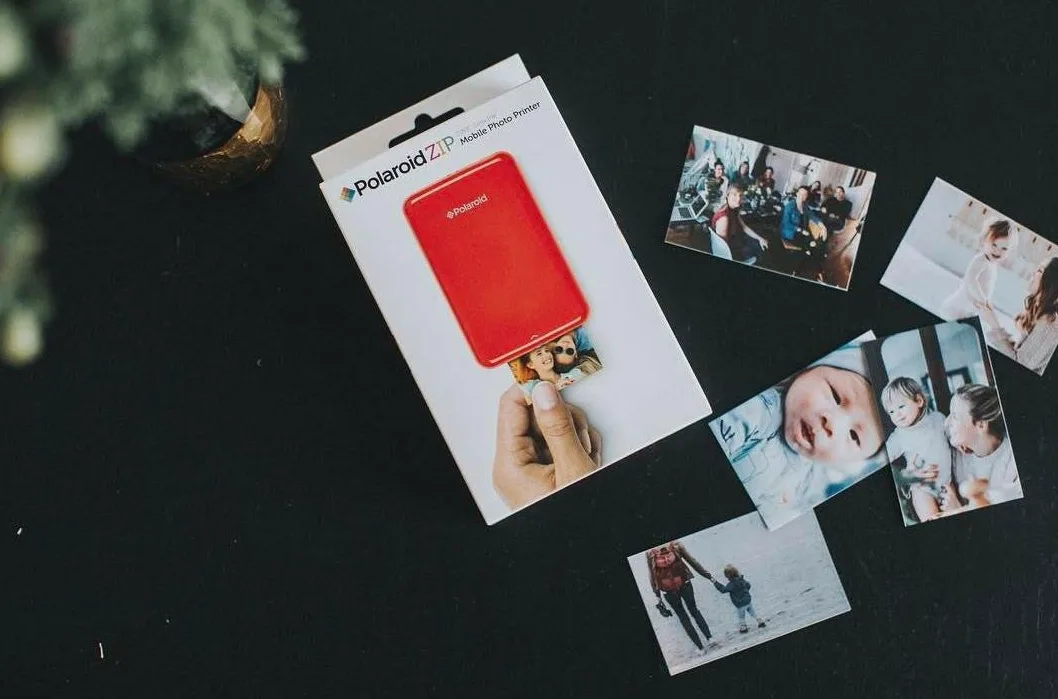 Polaroid ZIP - Stampante Portatile, Bluetooth, w/ZINK Tecnologia Zero Ink Printing, 5 x 7.6 cm, compatibile iOS e dispositivi Android, rosso