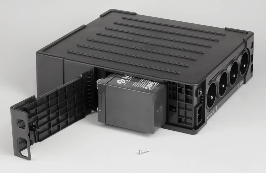 Eaton Ellipse PRO 650 DIN - UPS Line Interactive - ELP650DIN - Potenza 650VA (4 prese DIN) - Regolazione della tensione (AVR) - UPS con display e interfaccia USB (cavo USB incluso) - Nero