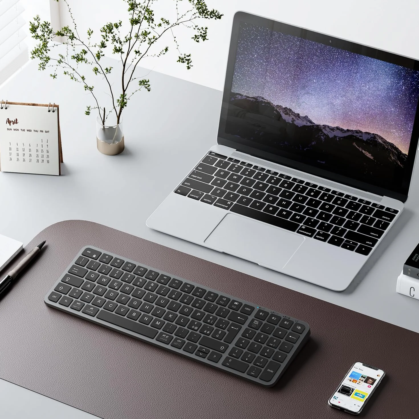 iClever Tastiera Bluetooth Wireless Ricaricabile Compatta Multi-Dispositivo USB-C Silenziosa Compatibile Mac iPad Tablet iMac Laptop