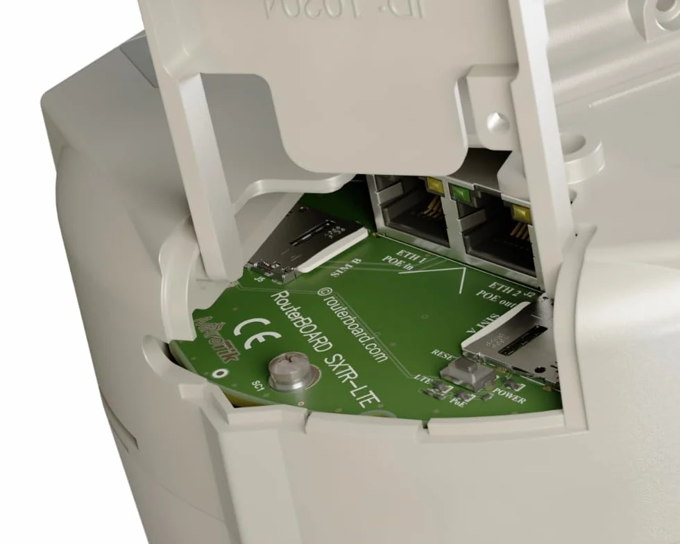 MikroTik SXT LTE6 kit (2023) SXTR&FG621-EA