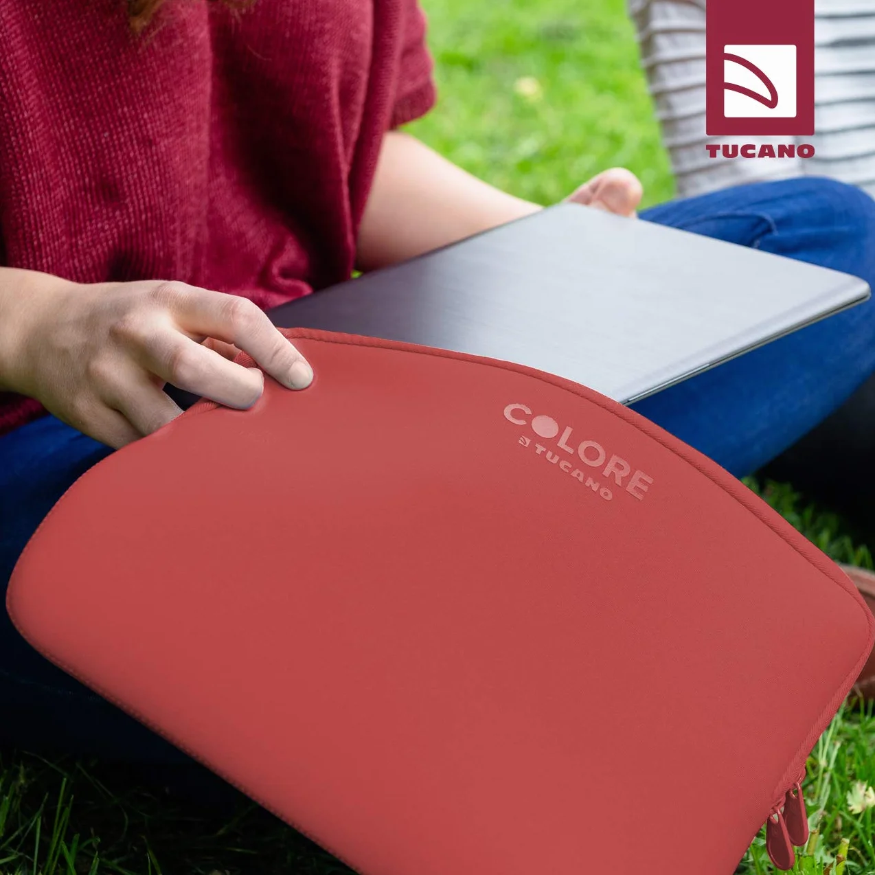 TUCANO Custodia in neoprene per notebook 11.6" & 12.5" Colore Second Skin (Rosso)