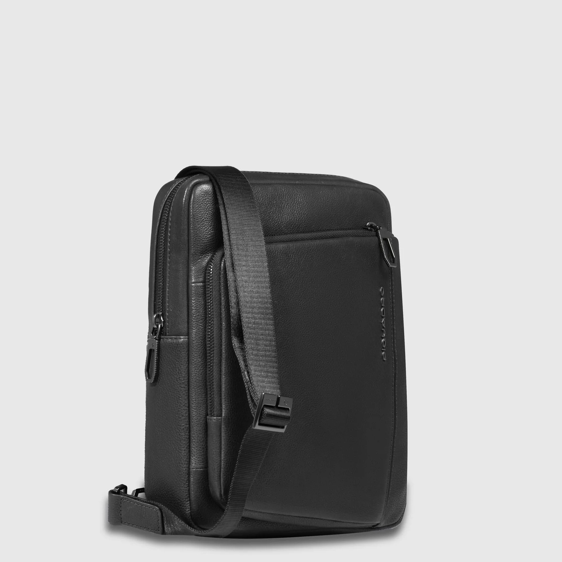 PIQUADRO Borsello uomo a tracolla porta iPad Uomo pelle